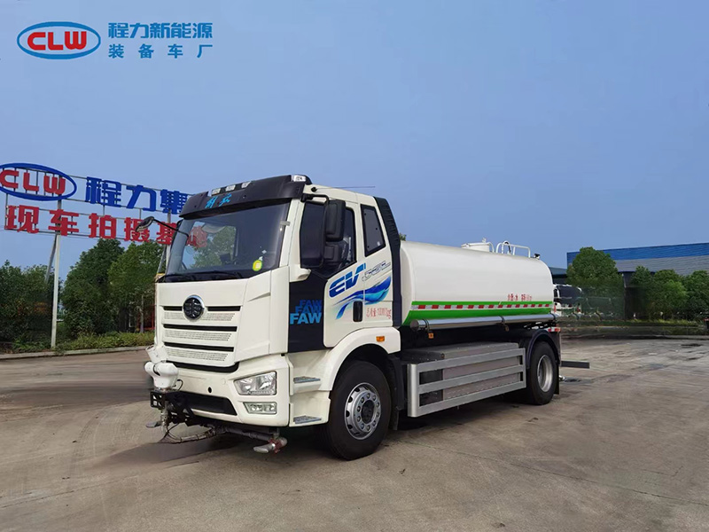 解放9立方純電動灑水車