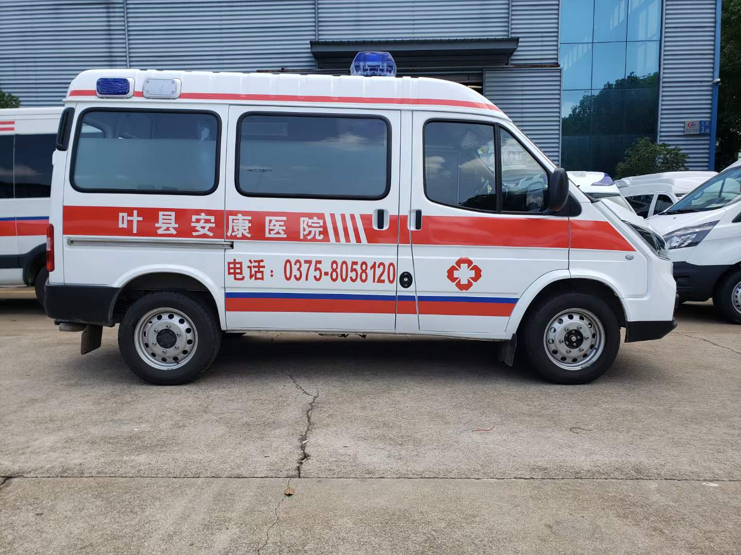 江鈴特順救護車