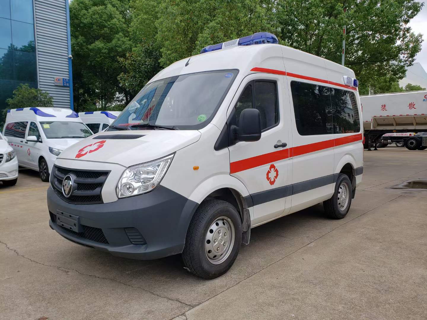 福田圖雅諾救護車
