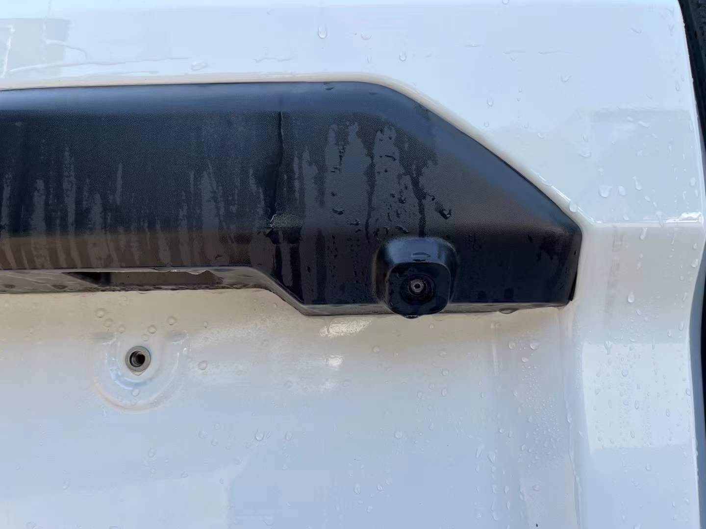 江鈴福特新全順V362監護型救護車